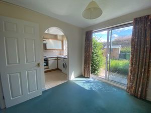 Dining Room- click for photo gallery